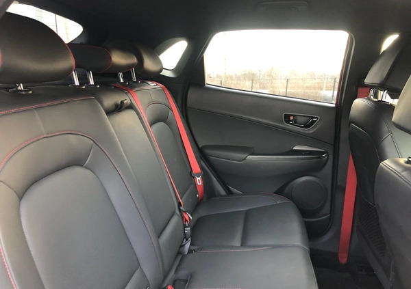 Hyundai Kona cena 75900 przebieg: 93000, rok produkcji 2019 z Pabianice małe 56
